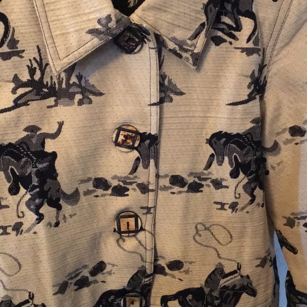 Jacket - Picture 5 of 5